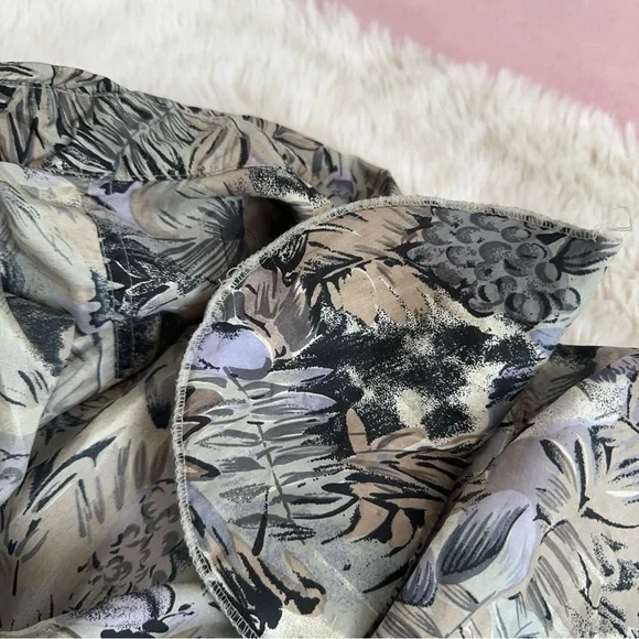 VINTAGE EVIDENCE 100% SILK PATTERNED  BLOUSE - M - Picture 12 of 16